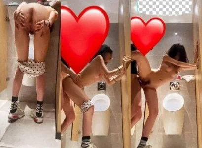 Chúng tôi kéo em người yêu vào WC vụng trộm