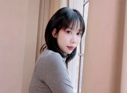 Thiếu nữ đi tìm phòng đi tìm nhà và nện nhau với chủ