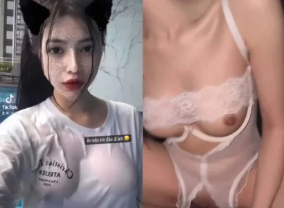 Em gái vú bự lồn đẹp cưỡi ngựa đã